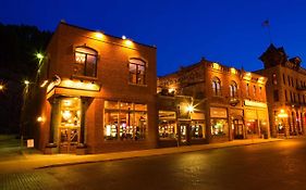 Celebrity Boutique Hotel